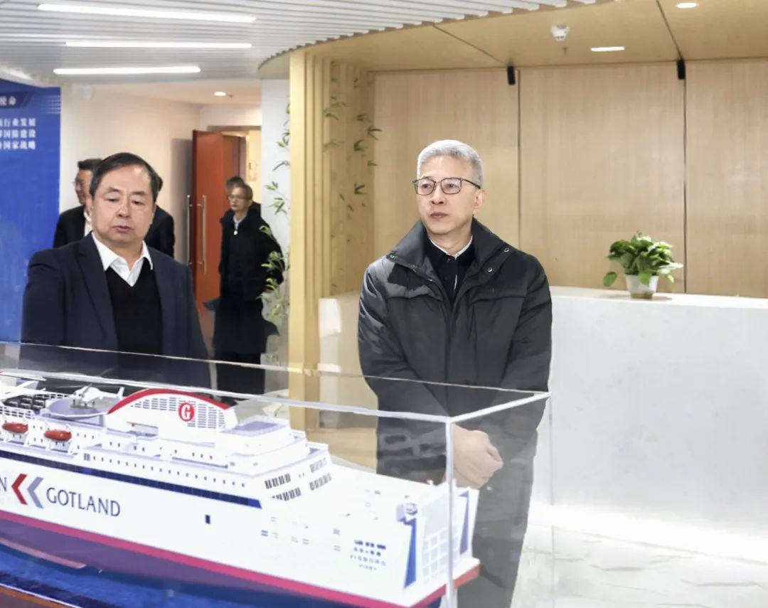 徐鹏调研中船集团旗下中国船舶股份 